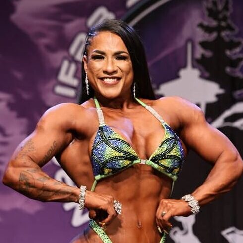 Ivone Flores